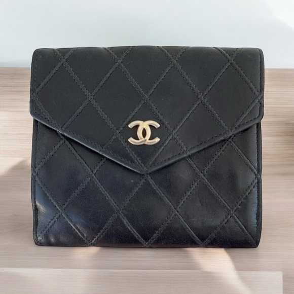 Authentic CHANEL Black Quilted Wild Stitch Leather Compact Wallet with Card - Picture 1 of 15